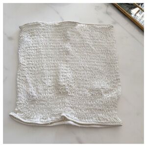 NWOT Donni. 100% rayon Tibe tops White